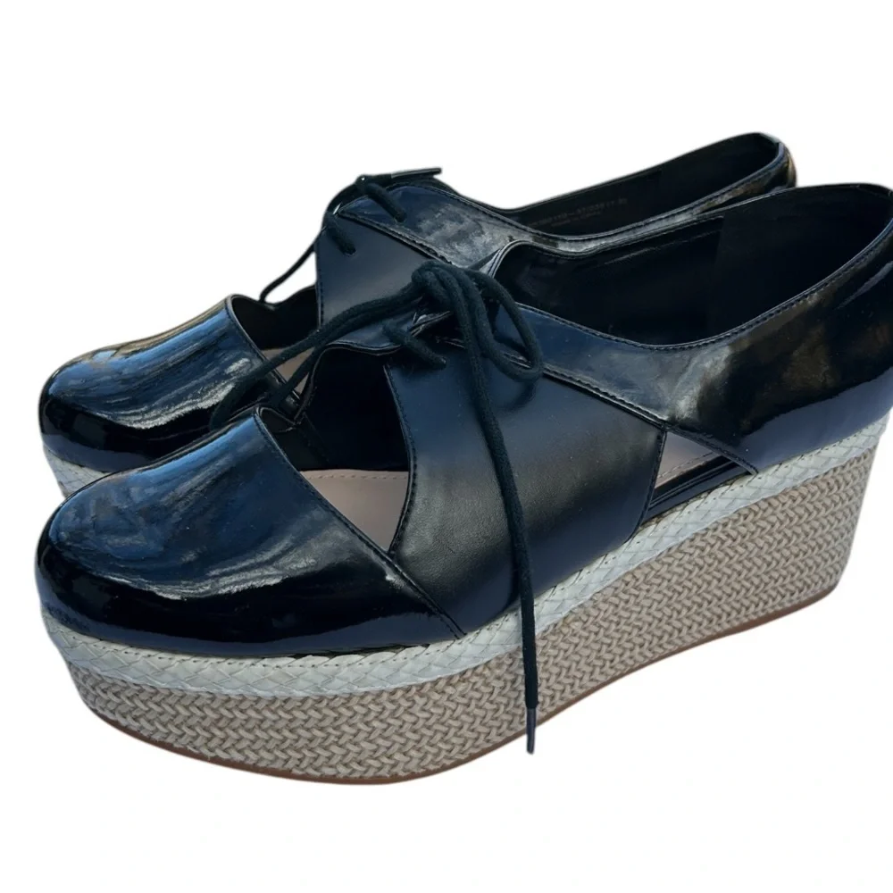 Charles & Keith Platform lace up patent shoes 37 or 7